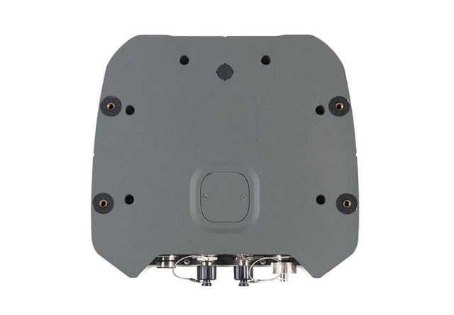 Undersiden af CHCNAV NX612 RTK GPS autostyring GPS-antenne.